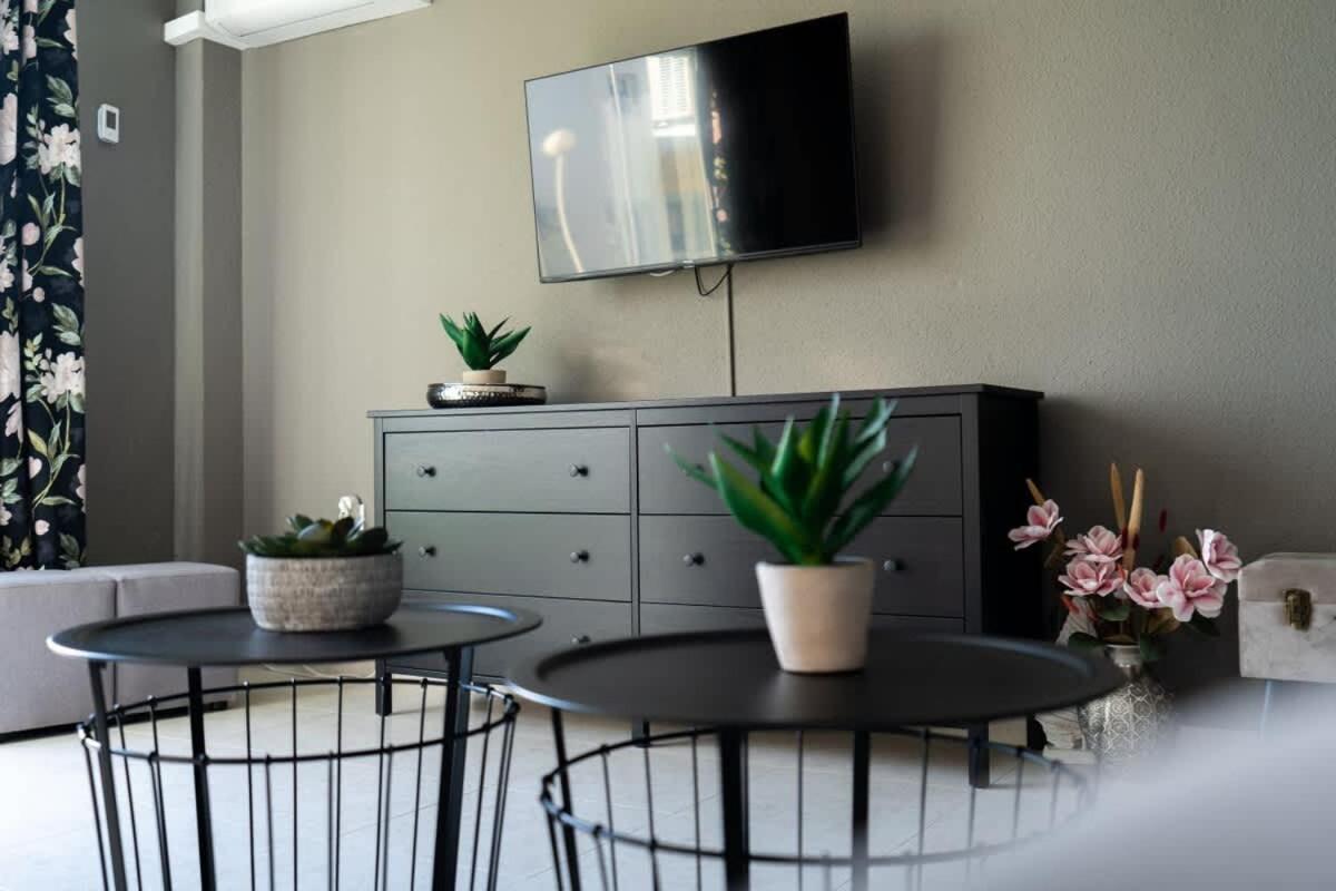 Marbellamar Calahonda - 2-Bedroom Apartment 50 Meters From The Beach Luaran gambar