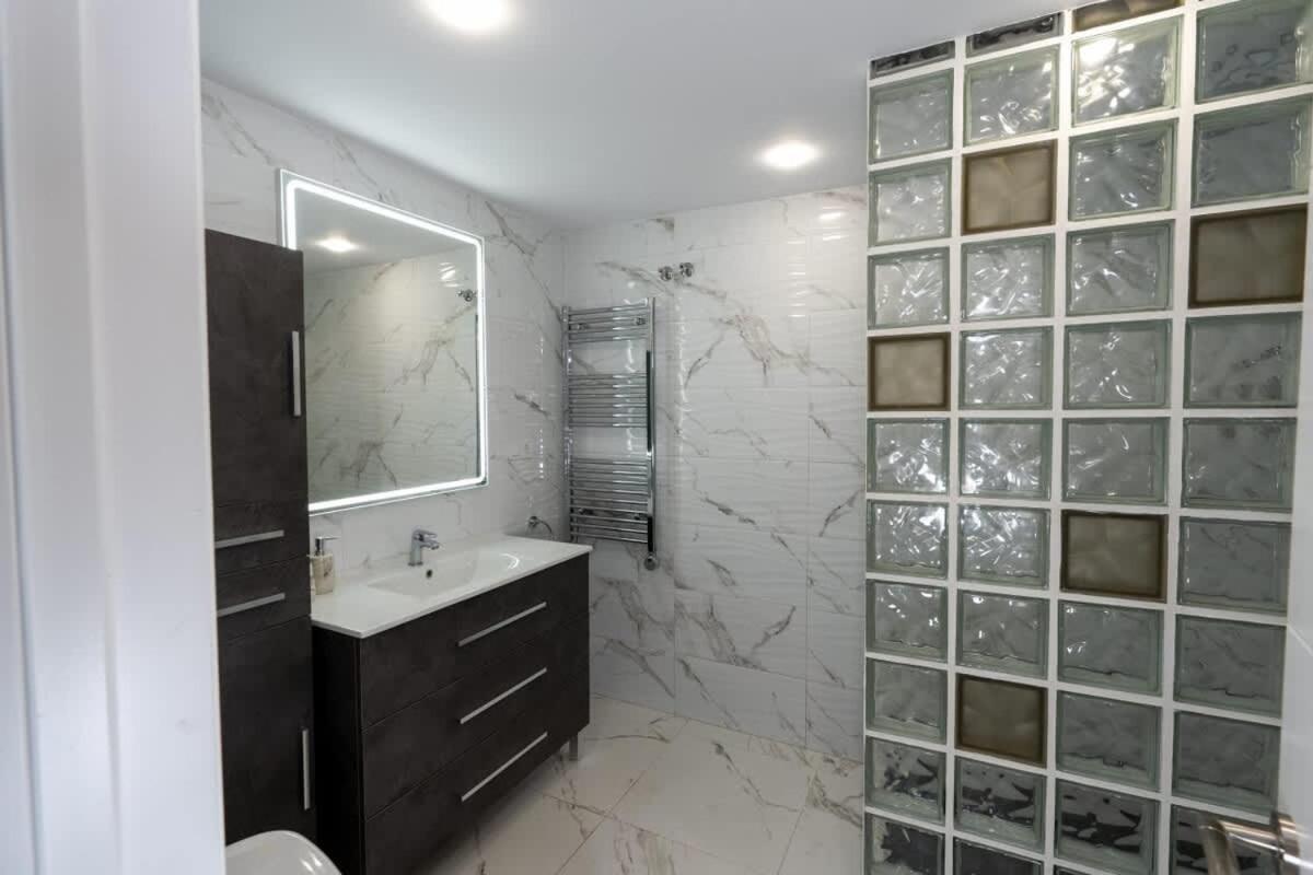 Marbellamar Calahonda - 2-Bedroom Apartment 50 Meters From The Beach Luaran gambar